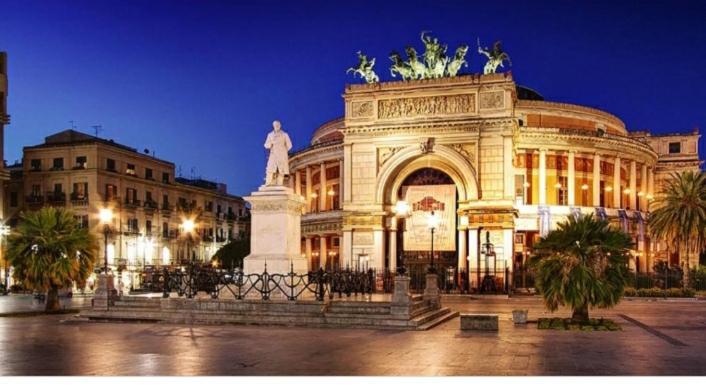 Politeama Center Bed and Breakfast Palermo Exteriör bild