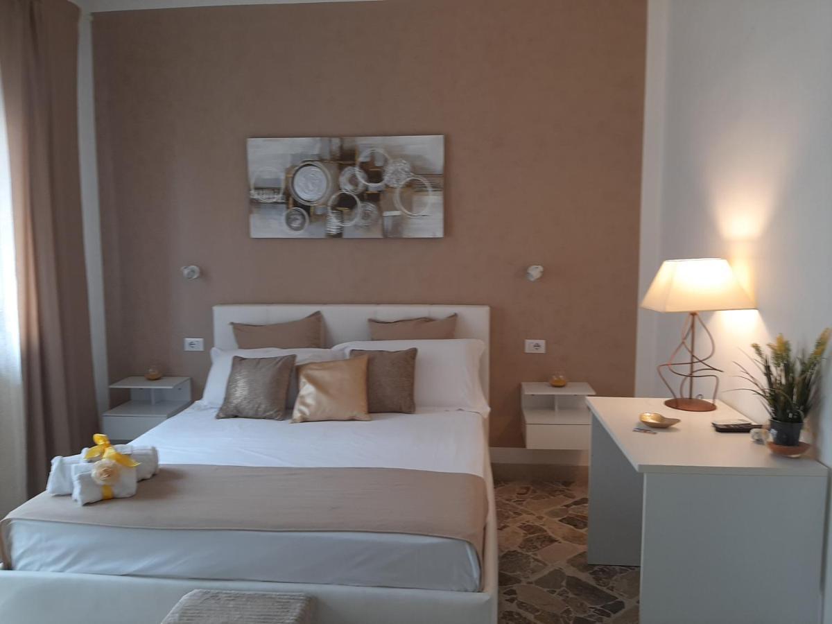 Politeama Center Bed and Breakfast Palermo Exteriör bild